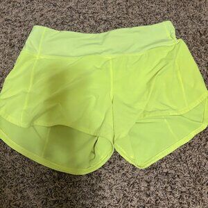 Lululemon Speed Up Mid-Rise Short 4" Highlight Yellow 10 Zipper Pocket Lined